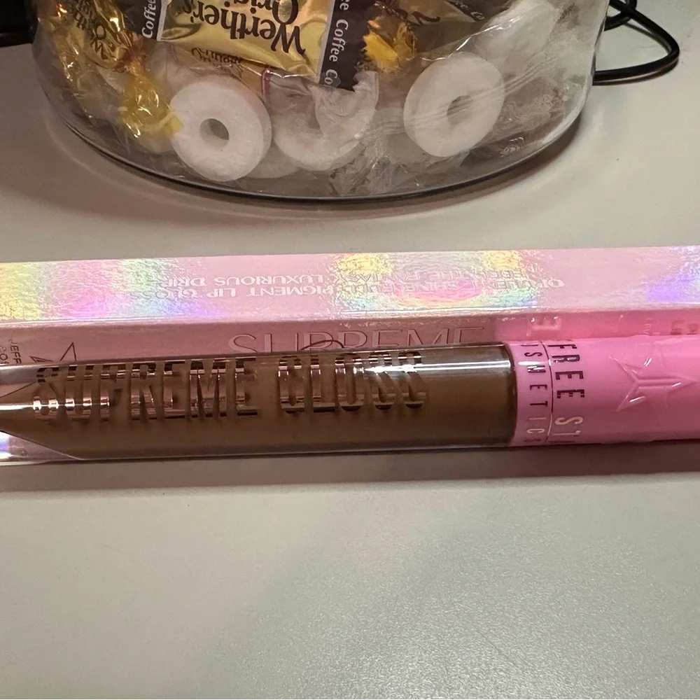 Jeffree Star luxurious lip